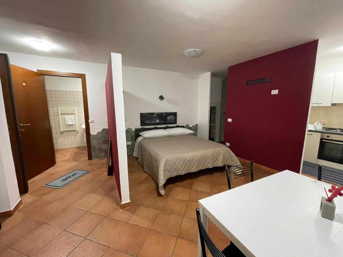 Apartamento Ground Floor Studio - Monolocale Max 2 Ospiti - Fiumicino Aeroporto E Fiera - Self Check-In Exterior foto